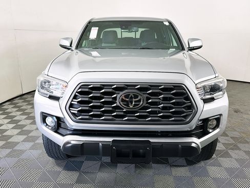 Used 2022 Toyota Tacoma TRD Off-Road AWD/4WD image 8