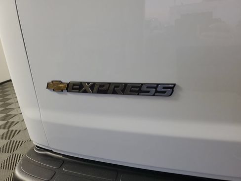 New 2025 Chevrolet Express 2500 Extended w/ Driver Convenience Package RWD image 30