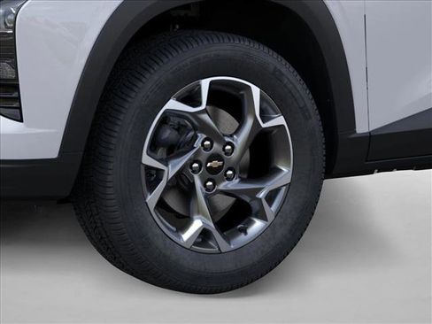 New 2026 Chevrolet Trax LT FWD image 9