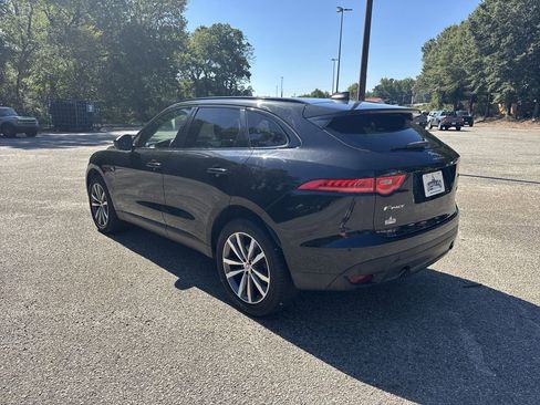 Used 2020 Jaguar F-PACE Premium image 7