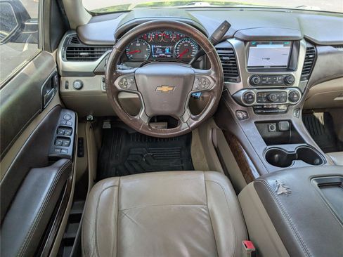 Used 2017 Chevrolet Tahoe LT RWD image 30