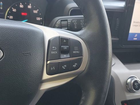 Used 2024 Ford Explorer XLT w/ Equipment Group 202A AWD/4WD image 30