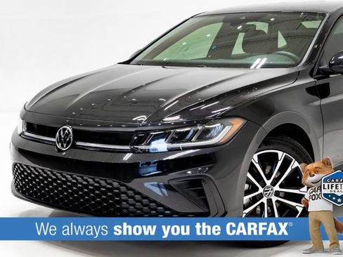 Used 2026 Volkswagen Jetta Sport FWD image 2