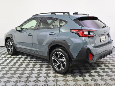 Used 2024 Subaru Crosstrek 2.0i Premium AWD/4WD image 3