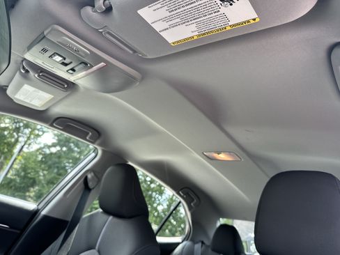 Certified 2022 Toyota Camry LE AWD/4WD image 28