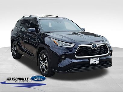 Used 2022 Toyota Highlander XLE
