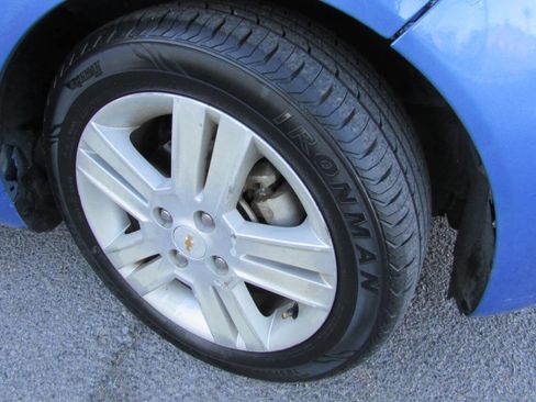 Used 2014 Chevrolet Spark LT FWD image 15