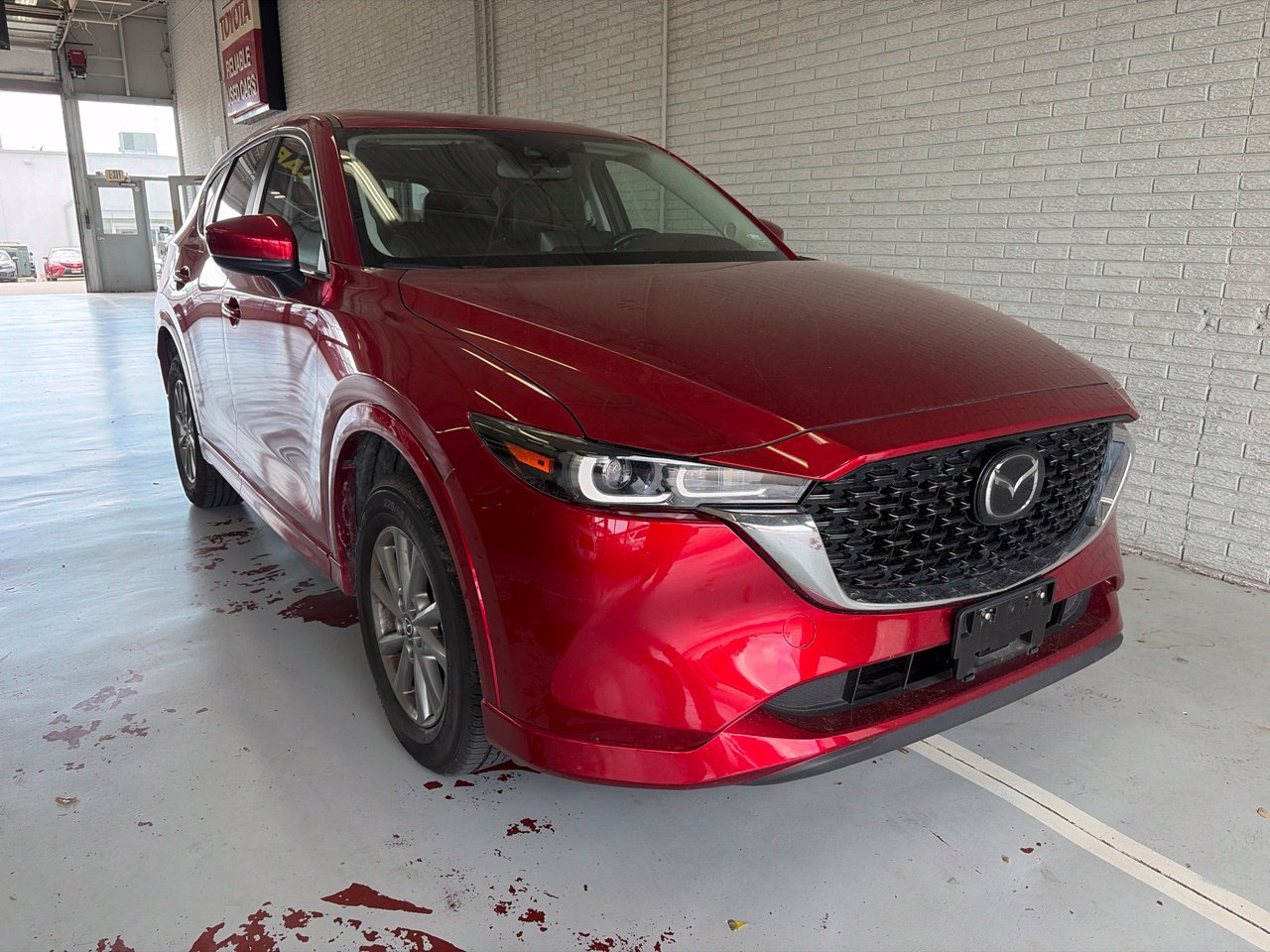 Used 2025 MAZDA CX-5 AWD 2.5 S w/ Preferred Package image 1
