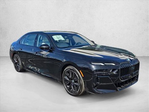 New 2026 BMW 740i w/ Premium Package RWD image 7