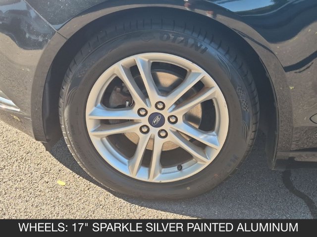 Used 2018 Ford Fusion SE w/ Fusion SE Technology Package FWD image 25