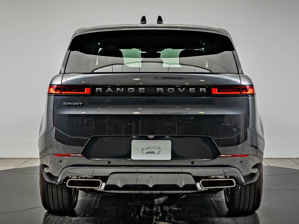New 2026 Land Rover Range Rover Sport Dynamic SE AWD/4WD image 6