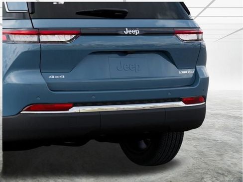 New 2026 Jeep Grand Cherokee Limited image 13