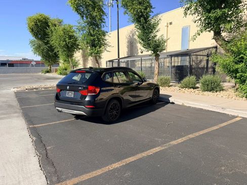 Used 2014 BMW X1 sDrive28i RWD image 4