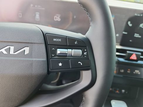 New 2026 Kia Sportage EX FWD image 20