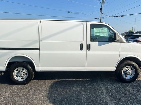 New 2025 Chevrolet Express 2500 w/ Communications Package image 4