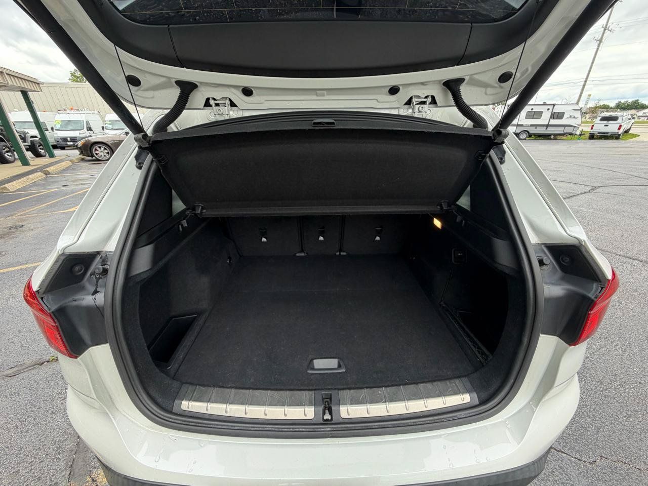 Used 2018 BMW X1 sDrive28i w/ Convenience Package FWD image 10