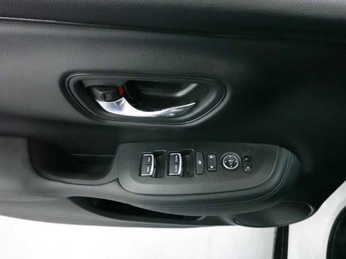 Certified 2024 Honda HR-V EX-L image 11