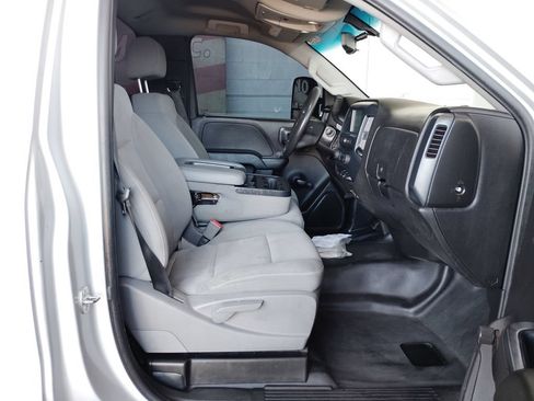 Used 2018 Chevrolet Silverado 2500 W/T RWD image 13