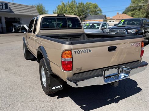 Used 2003 Toyota Tacoma 4x4 Xtracab V6 w/ Convenience Pkg image 59