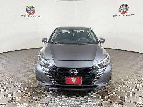 Used 2025 Nissan Versa SV FWD image 17