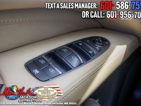 Used 2019 INFINITI QX60 Luxe w/ Sensory Package FWD image 14