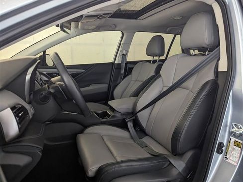 Certified 2025 Subaru Outback Limited image 5