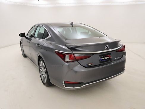 Used 2021 Lexus ES 300h w/ Premium Package image 27
