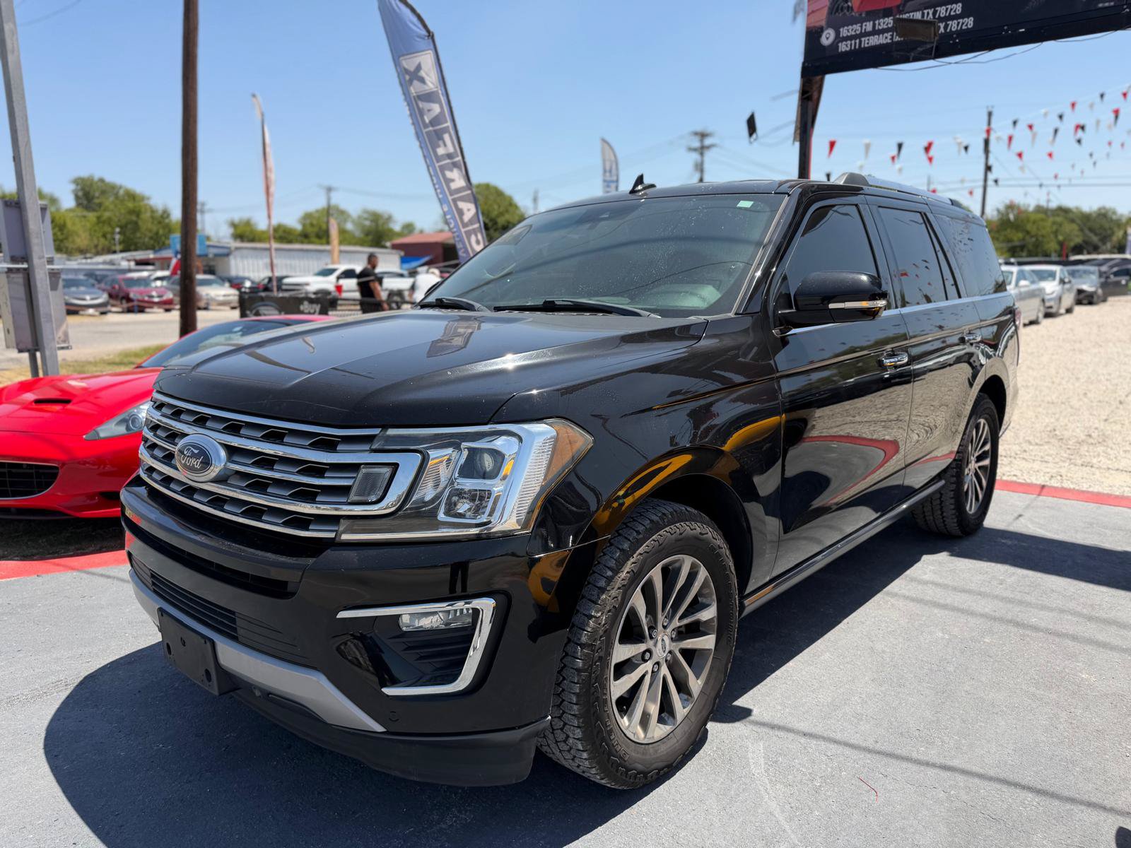 Used 2018 Ford Expedition Limited w/ Driver Assistance Package RWD image 3