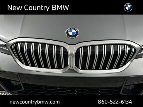 New 2026 BMW 330i xDrive Sedan w/ M Sport Package image 28