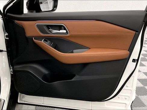 New 2026 Nissan Rogue Platinum w/ Platinum Premium Package image 33