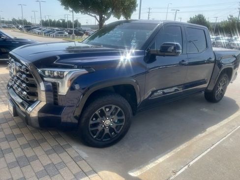 Used 2022 Toyota Tundra Platinum w/ Advanced Package AWD/4WD image 2