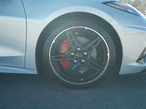 Used 2024 Chevrolet Corvette Stingray Preferred Cpe w/ 2LT image 38