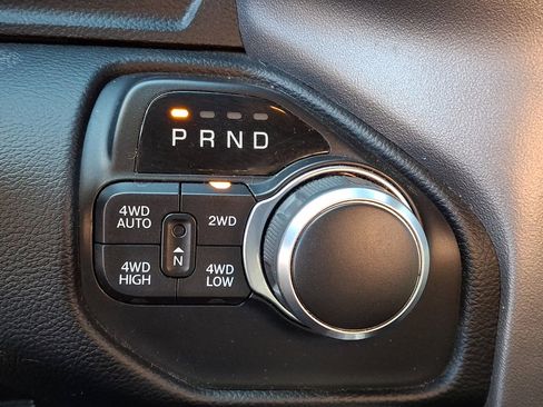 Used 2019 RAM 1500 Big Horn image 26