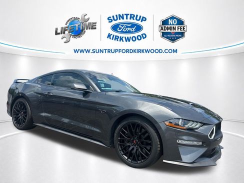 Used 2019 Ford Mustang GT Premium w/ GT Performance Package RWD image 9