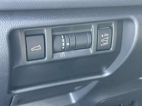 Used 2025 Subaru Forester Premium w/ Convenience Package #1 AWD/4WD image 21