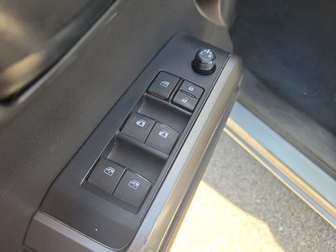 Used 2023 Toyota Tacoma SR5 w/ Technology Package RWD image 14