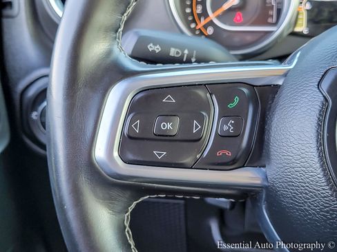 Used 2021 Jeep Gladiator Overland w/ Popular Equipment Package image 16