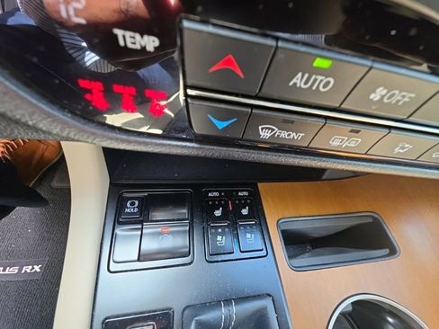 Certified 2022 Lexus RX 350 FWD w/ Premium Package image 17