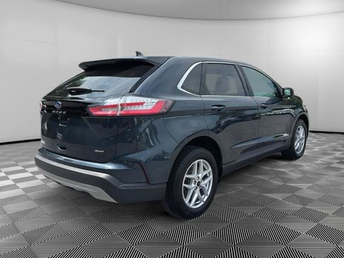 Used 2024 Ford Edge SEL w/ Convenience Package AWD/4WD image 4