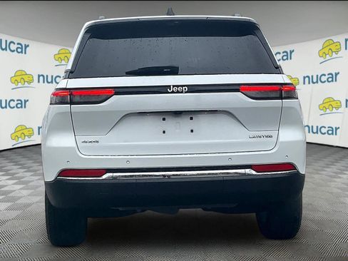 Used 2023 Jeep Grand Cherokee Limited w/ Luxury Tech Group II image 5