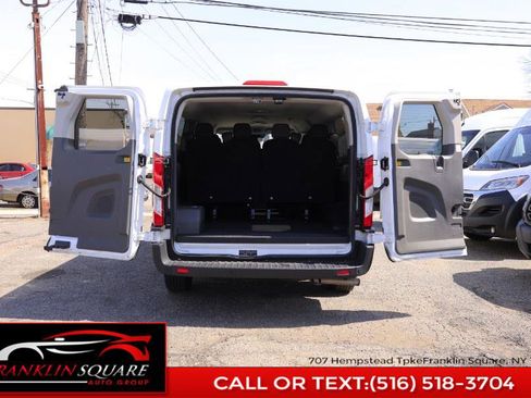 Used 2023 Ford Transit 350 XLT image 18