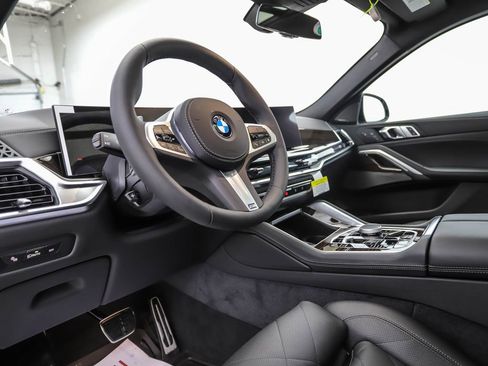 New 2026 BMW X6 xDrive40i image 11
