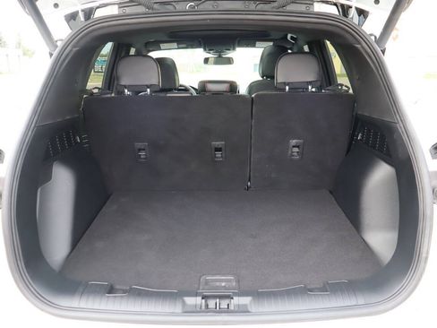 Used 2025 Ford Escape ST-Line Elite w/ Class II Trailer Tow Package AWD/4WD image 11