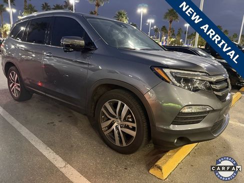 Used 2016 Honda Pilot Touring image 2
