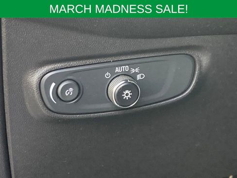 Used 2024 Chevrolet Equinox LT image 19