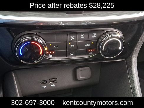 New 2026 Buick Encore GX Sport Touring w/ Advanced Technology Package image 18