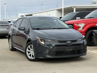 Used 2023 Toyota Corolla LE video 1