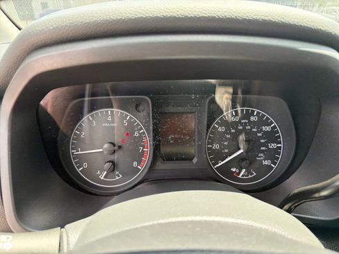 Used 2017 Nissan Titan S RWD image 13