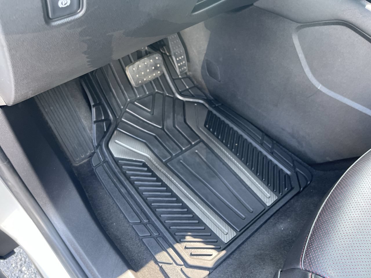 Certified 2021 Chevrolet Blazer RS AWD/4WD image 36