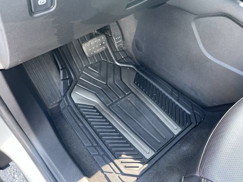 Certified 2021 Chevrolet Blazer RS AWD/4WD image 36